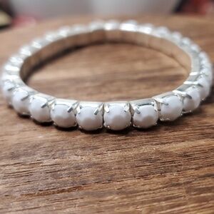 B3226‎ white wedding bracelet stretch